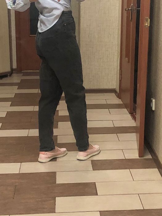 Джинси МОМ фірми H&M розмір М