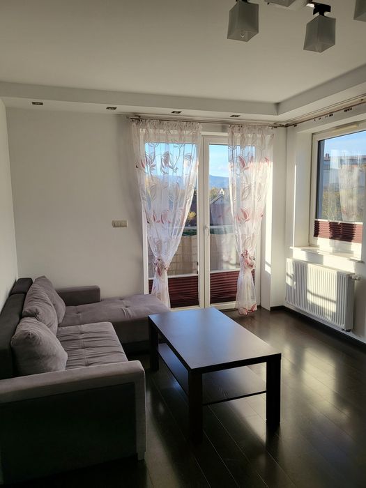 Wynajmę mieszkanie z prywatnym miejscem parkingowym