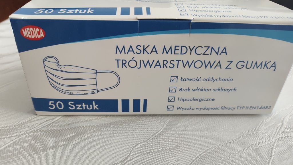 Maska medyczna trójwarstwowa