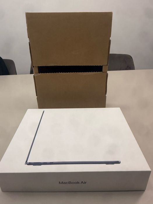MacBook Air 13 2025 M4 16Gb 256Gb armazenamento