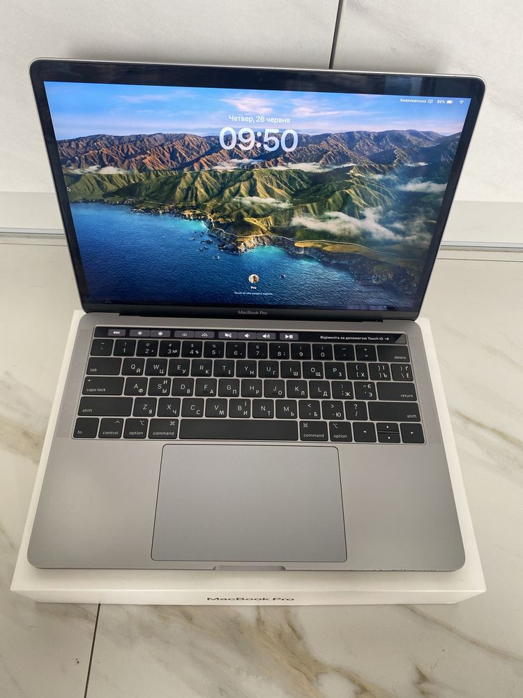 MacBook Pro 2019 13 дюймов Space Gray Touch Bar