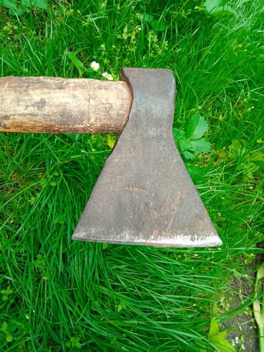Старинный топорик