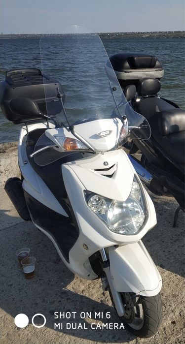 Стекло givi 130 dt yamaha cygnus x,yamaha majesty.Крепление кофра Shad