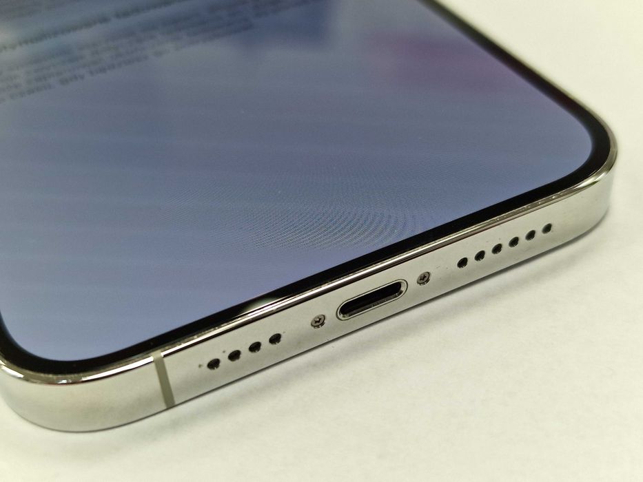 Iphone 14 PRO MAX 256GB/ Silver/ BAT 81%/ Grade A-/ + ładowarka