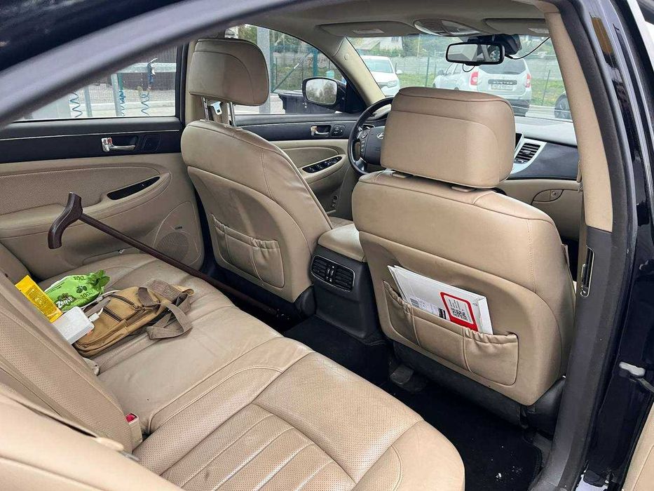 Hyundai Genesis 2008 3.8