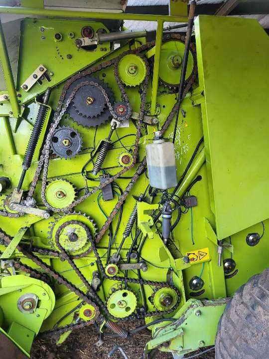 Claas rollant 255     Prasowijarka