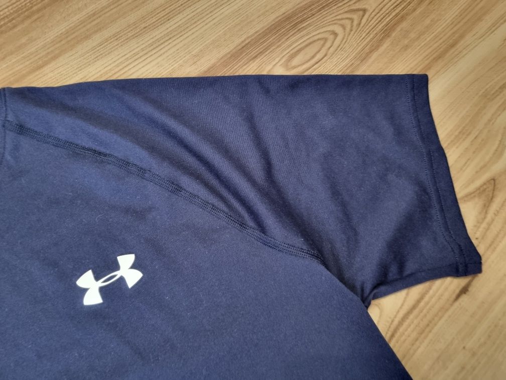 Koszulka bluzka Under armour M 38