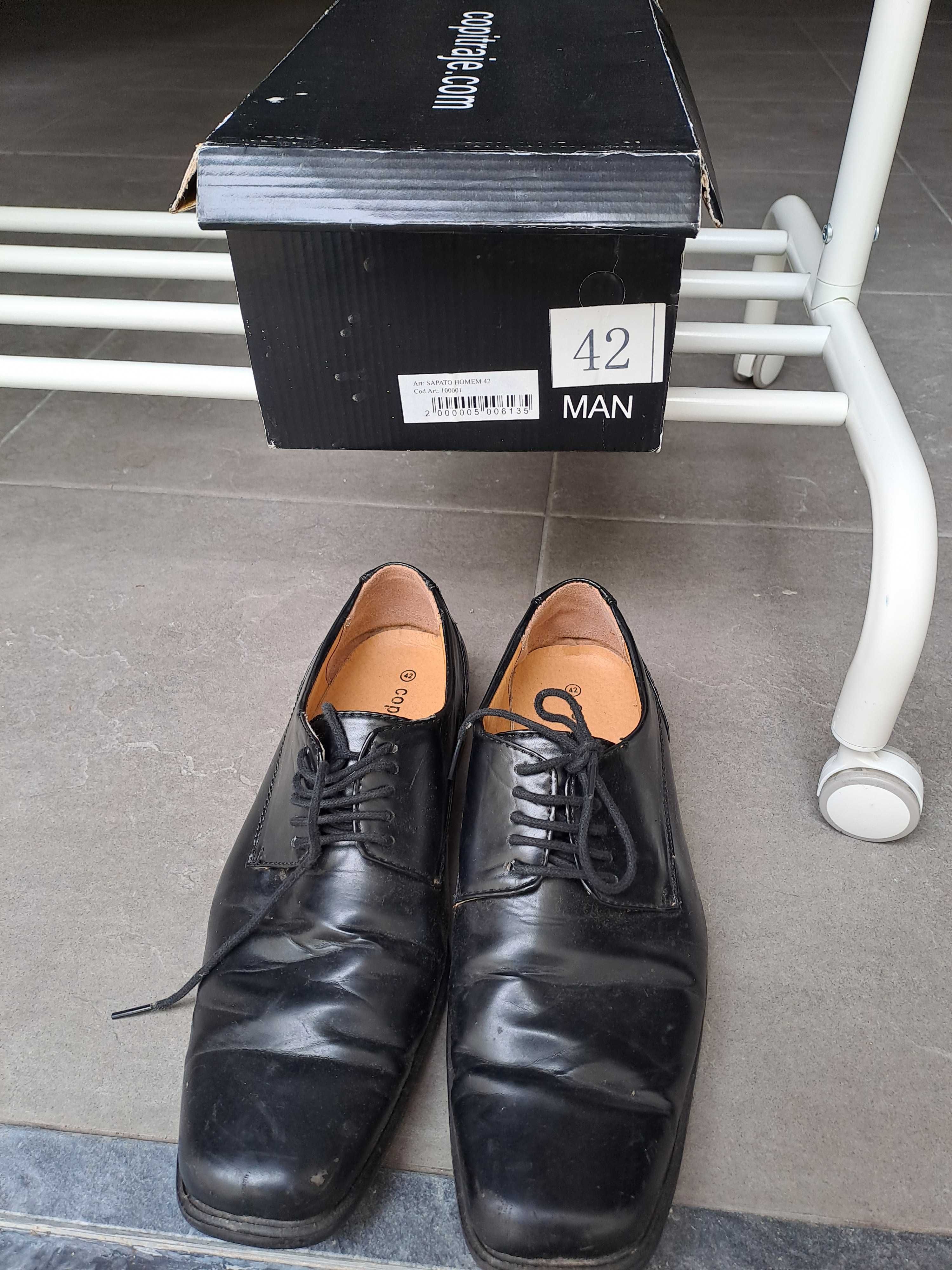 Traje académico masculino M.