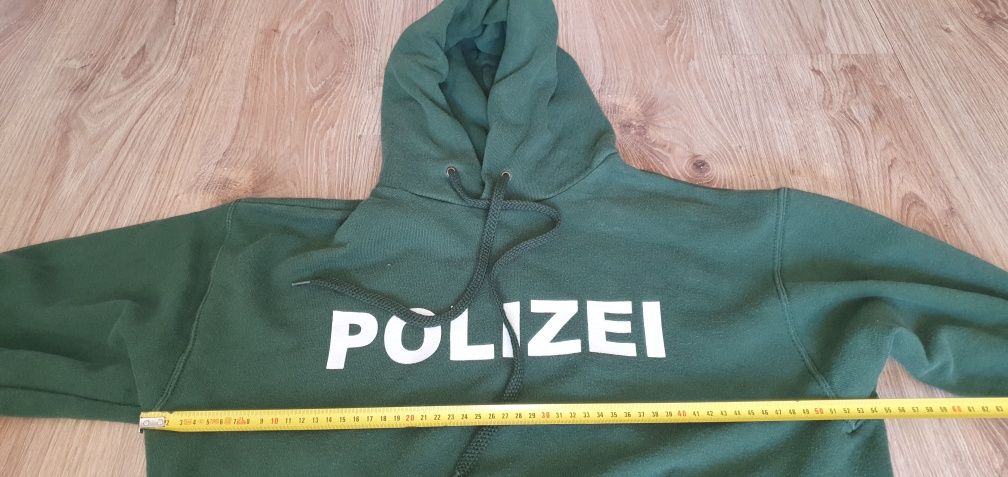 Bluza zielona POLIZEI firmy Fruit of the loom rozmiar M stan jak Nowy