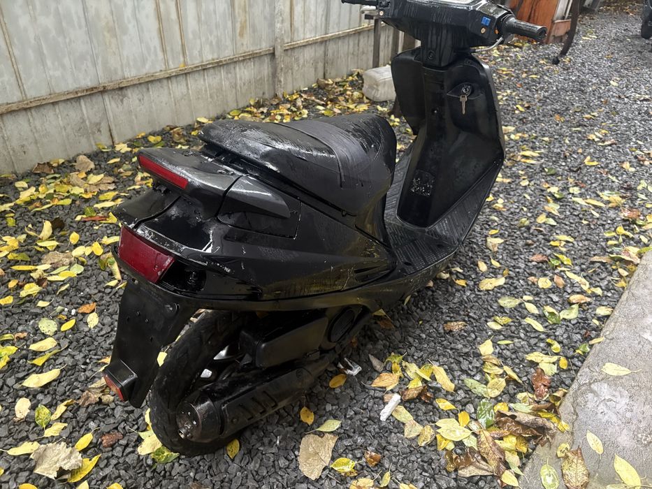 Скутер suzuki На ходу