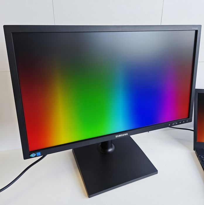 Монітор IPS Samsung 24" (S24E650PL) FullHD