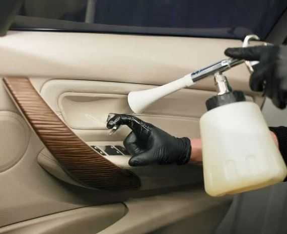 Хімчистка салону авто. Відновлення покриття фар