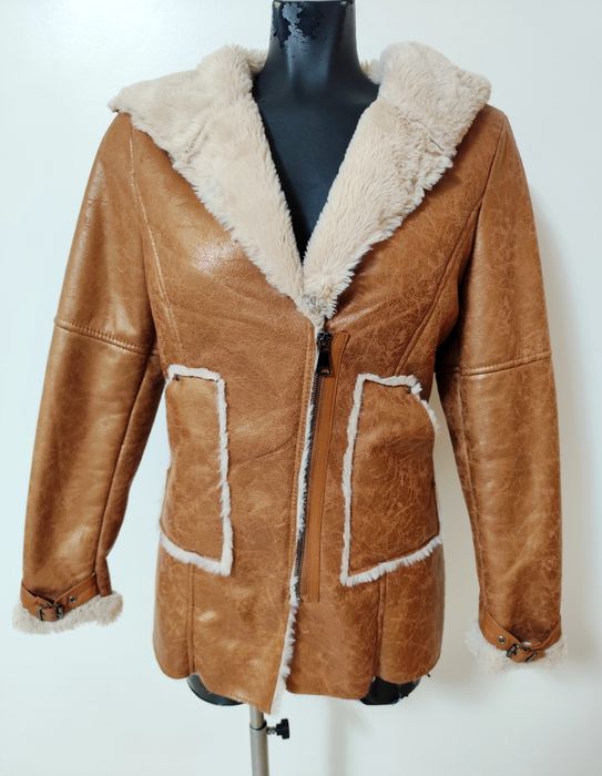 Casaco para Mulher marca Osley (Tam. L)