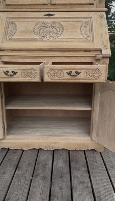 Dębowy sekretarzyk z nadstawką ,stan surowy