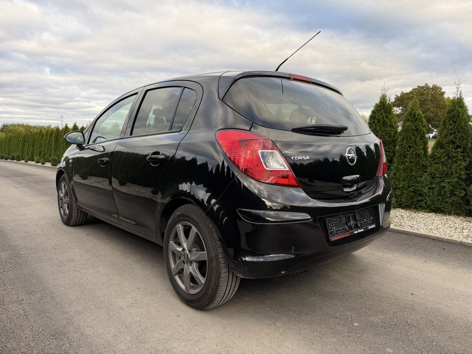 Opel Corsa 1.2 4 Cylindry Edycja “111 Jahre+*