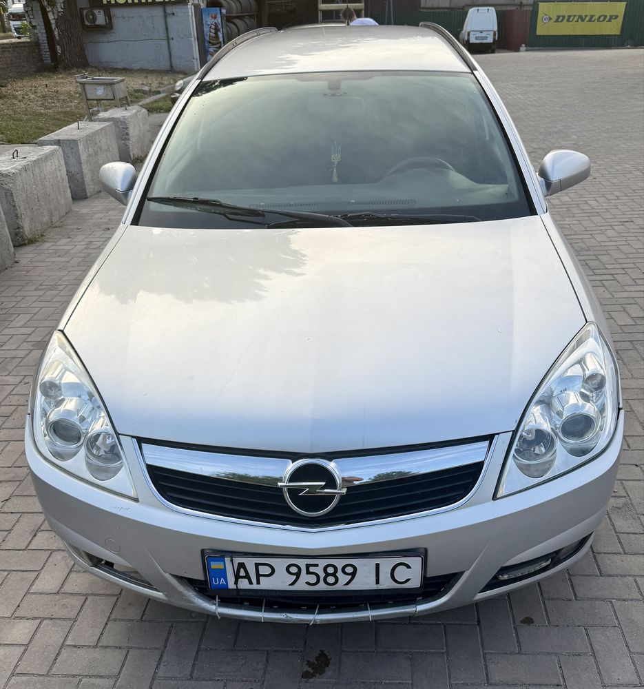 Opel Vectra C 1.9 CDTI (дізель, автомат, універсал)