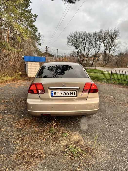 Honda civic 7 покоління