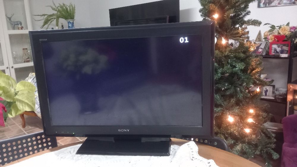 Televisão usanda 32 polegadas