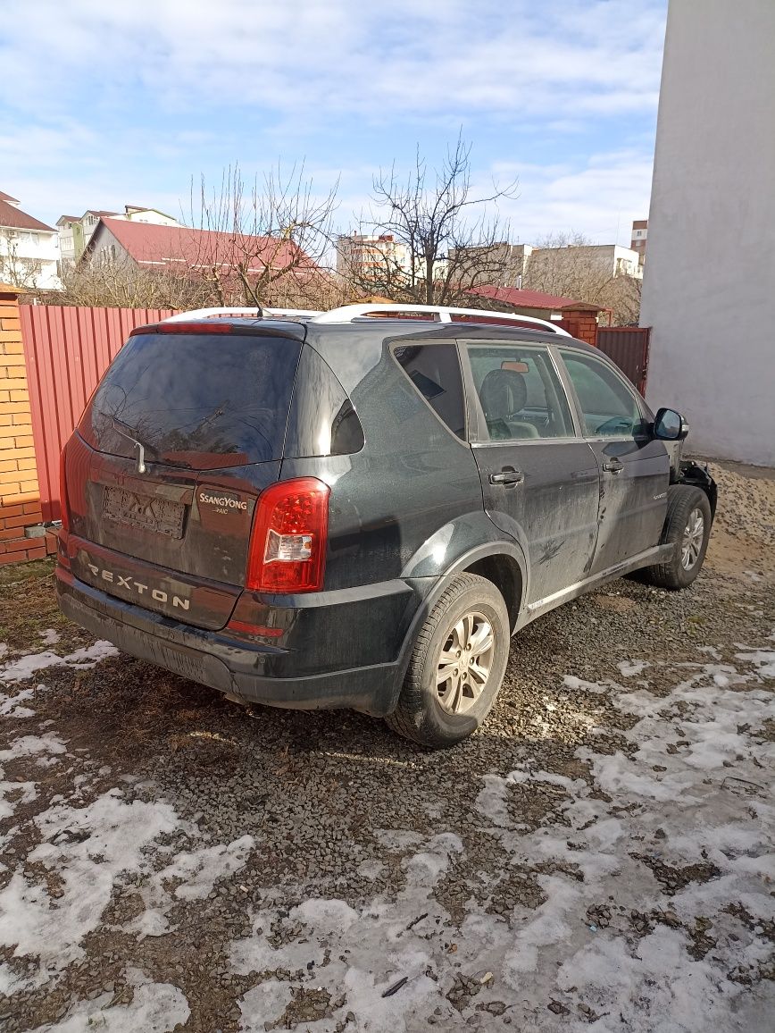 Разборка SSangYong Rexton W 2,7xdi, продажа б/в запчастин