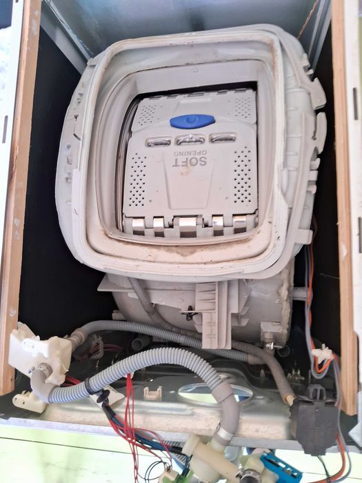 Пральна машина Electrolux EWT1366HDW на запчастини, разборка.
