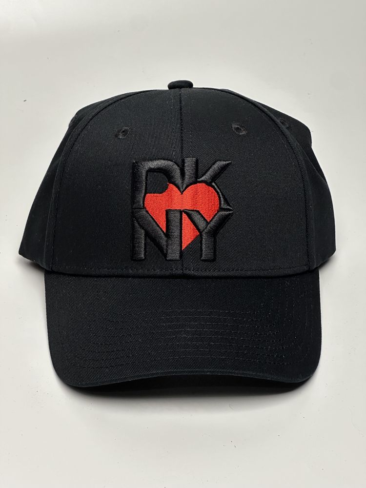 Кепка DKNY бейсболка