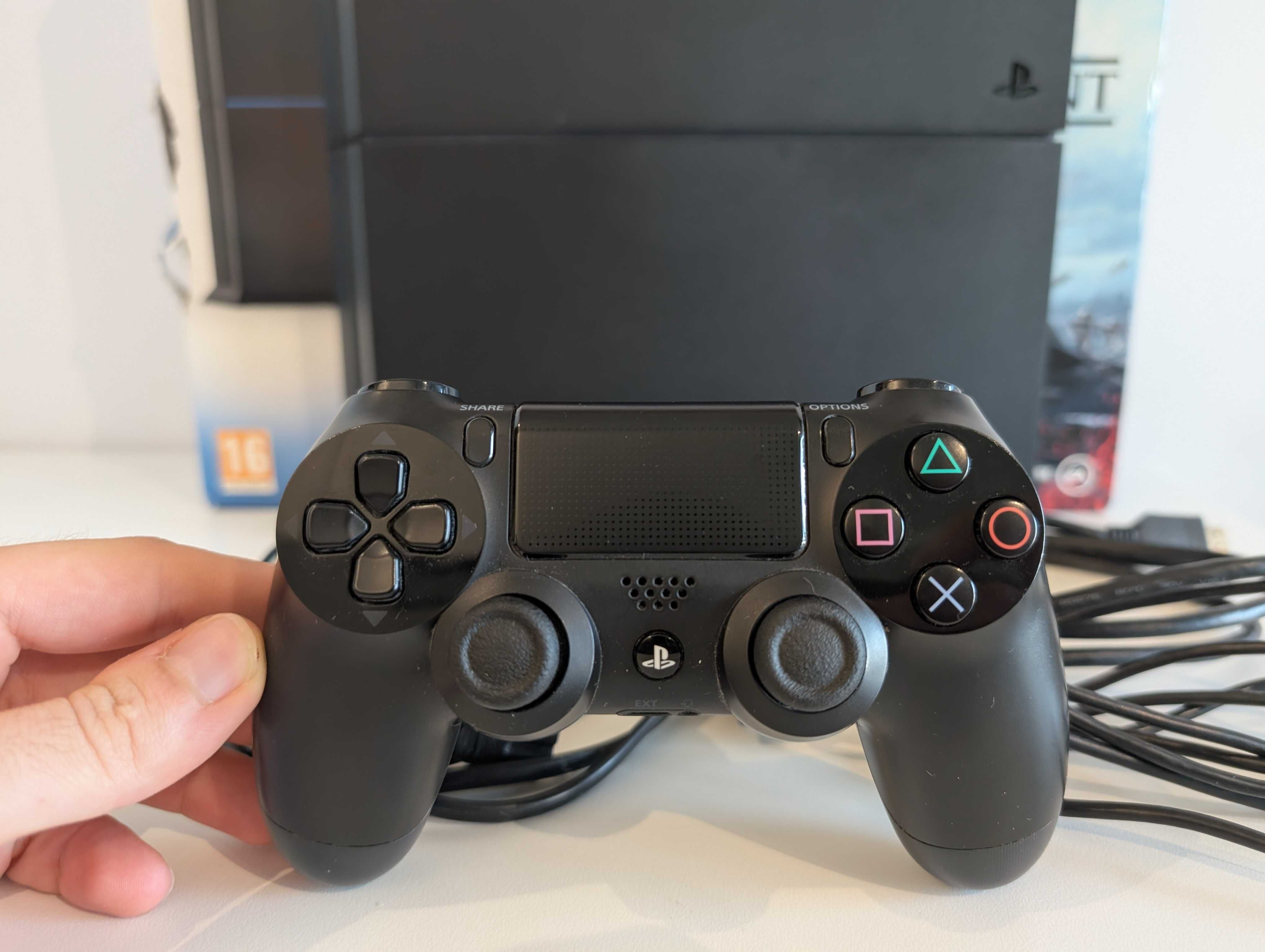Konsola Playstation 4 1TB + pad, okablowanie