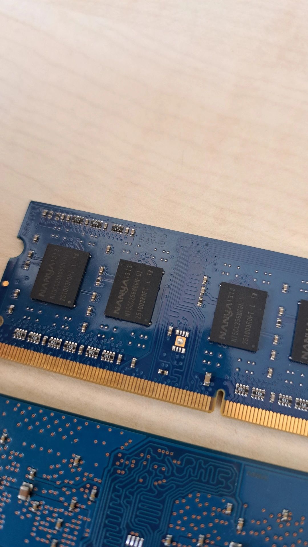 Оперативная память (ОЗУ, RAM) Hynix, Kingston SODIMM DDR3L 4GB 1600Mhz