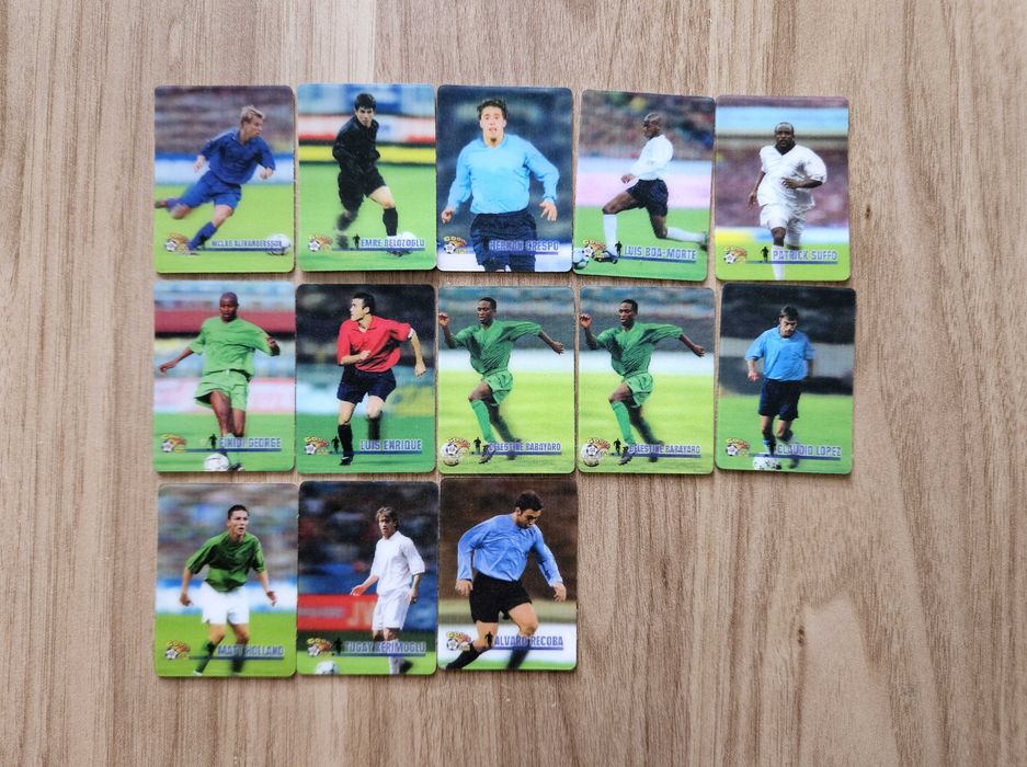 13 kart kolekcjonerskich Lays Goool Club 2002 piłkarze 3D