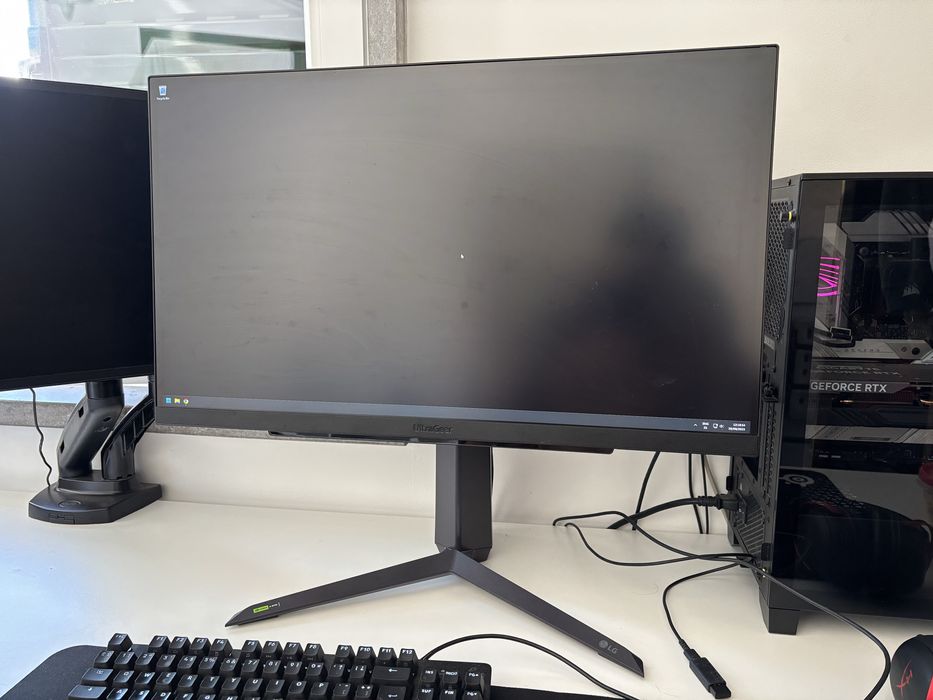LG 27GR75Q-B 27" 1440p 165hz HDR10 NVIDIA G-Sync