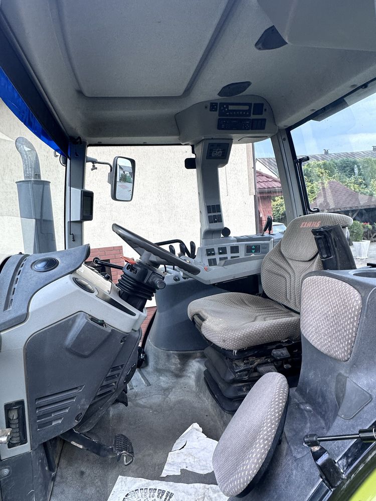Claas Axion 810 Hexashift