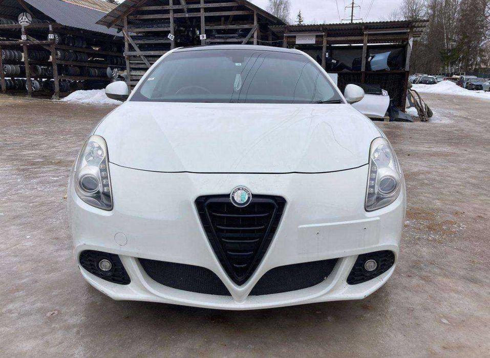 Бампер Alfa Romeo Giulietta розборка