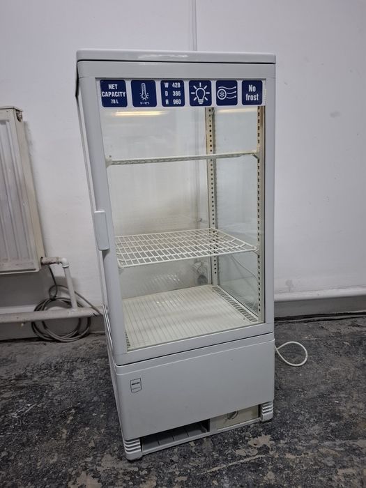 Настільна кондитерська вітрина