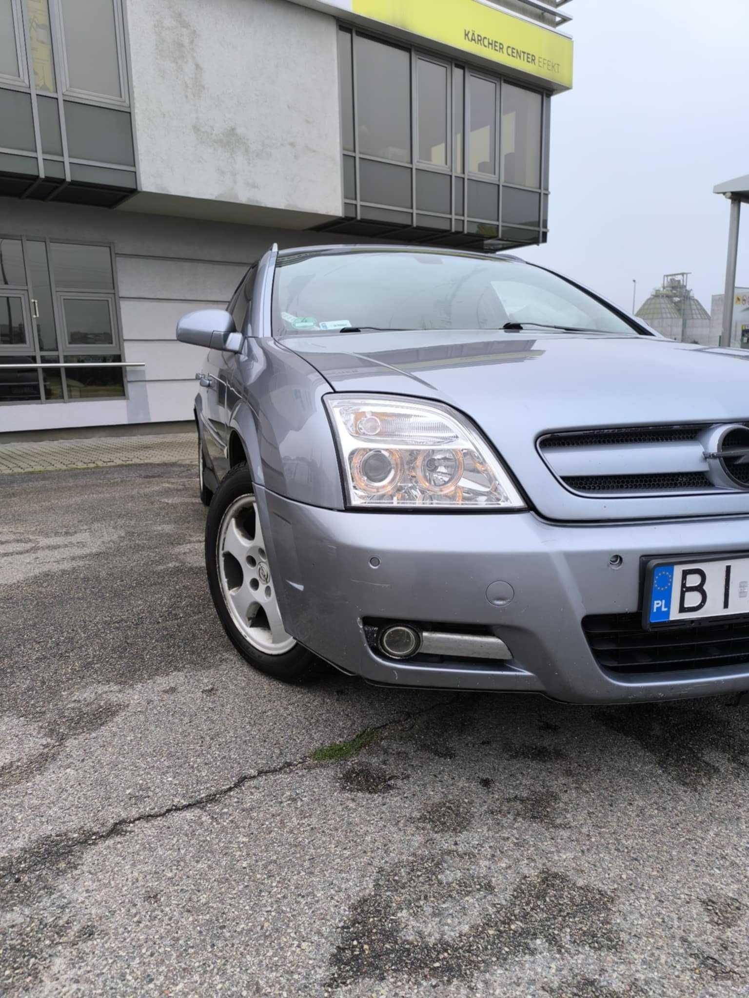 Opel Signum 2.0T 2003r