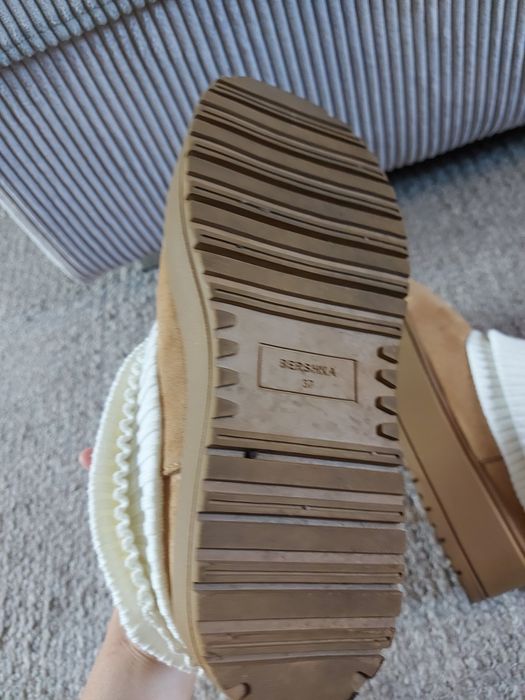 Buty śniegowce ze skarpetką Bershka 37