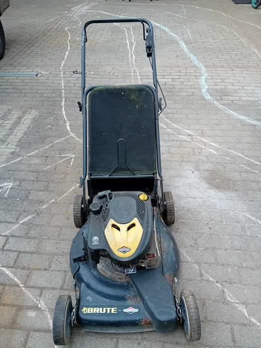 Kosiarka Brute Briggs&stration