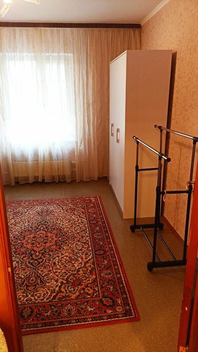 Комната на Ревуцкого18А 15 минут до метро позняки харьковская (не риел