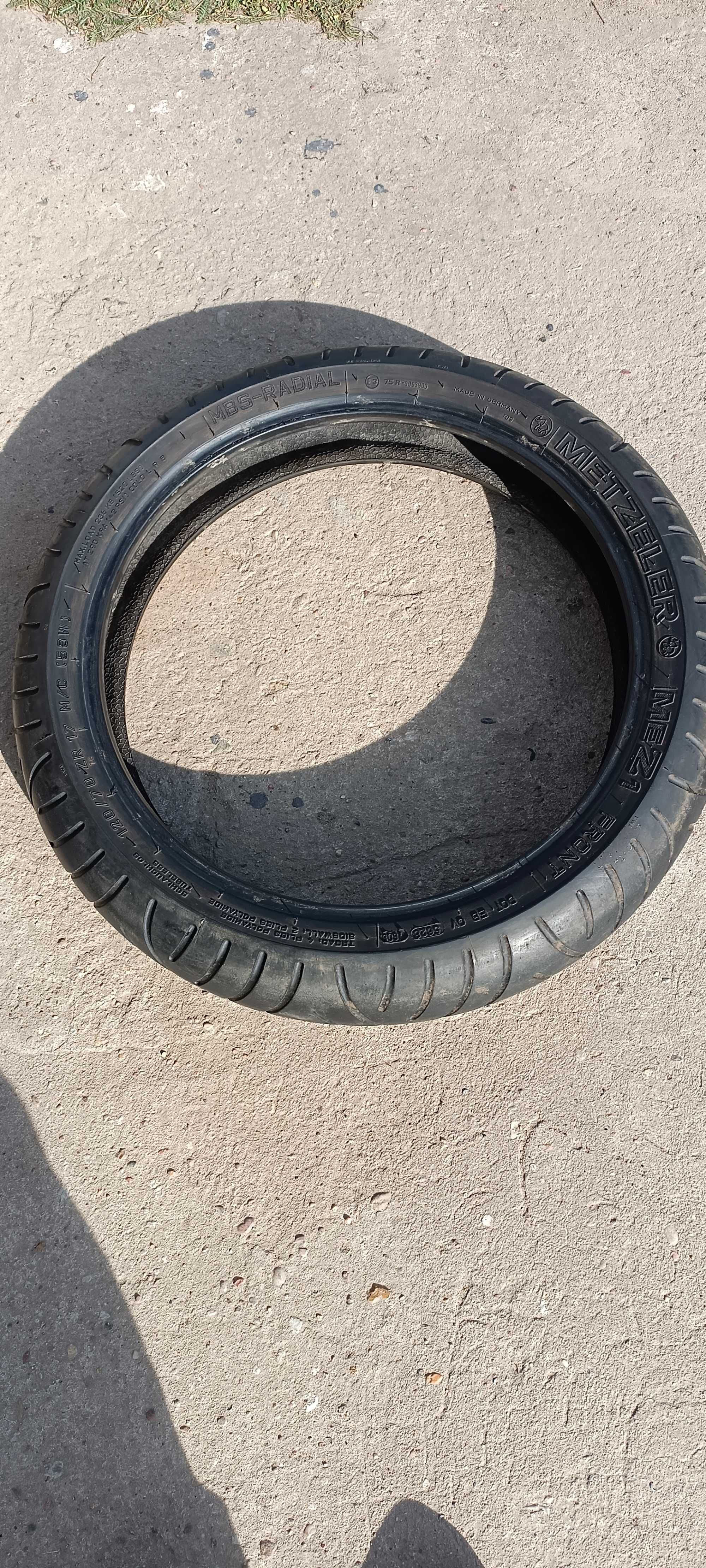 Opona 120/70R 17 motocyklowa