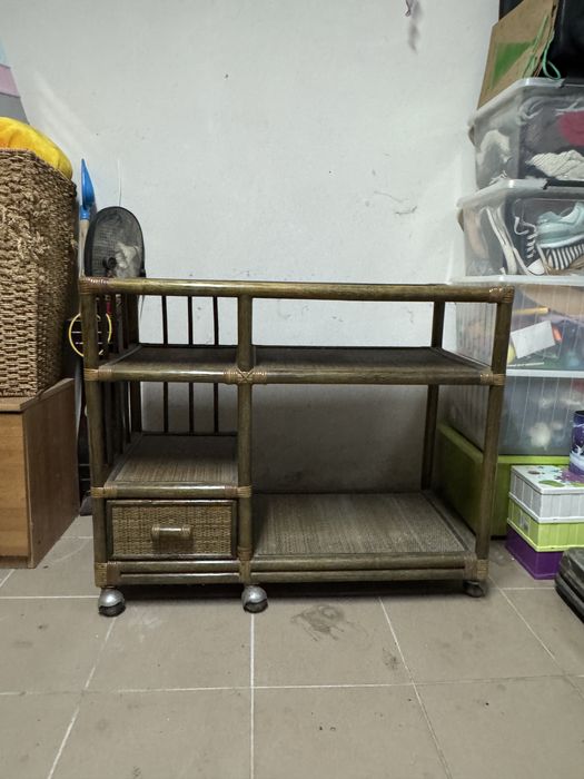 Rattanowa szafka RTV stolik pod tv – styl boho, naturalny rattan
