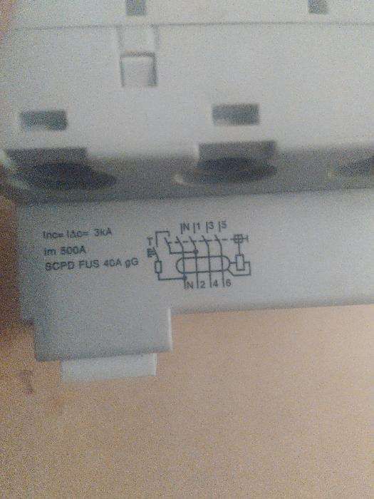 interruptor diferencial tetrapolar 63A 0.300mA