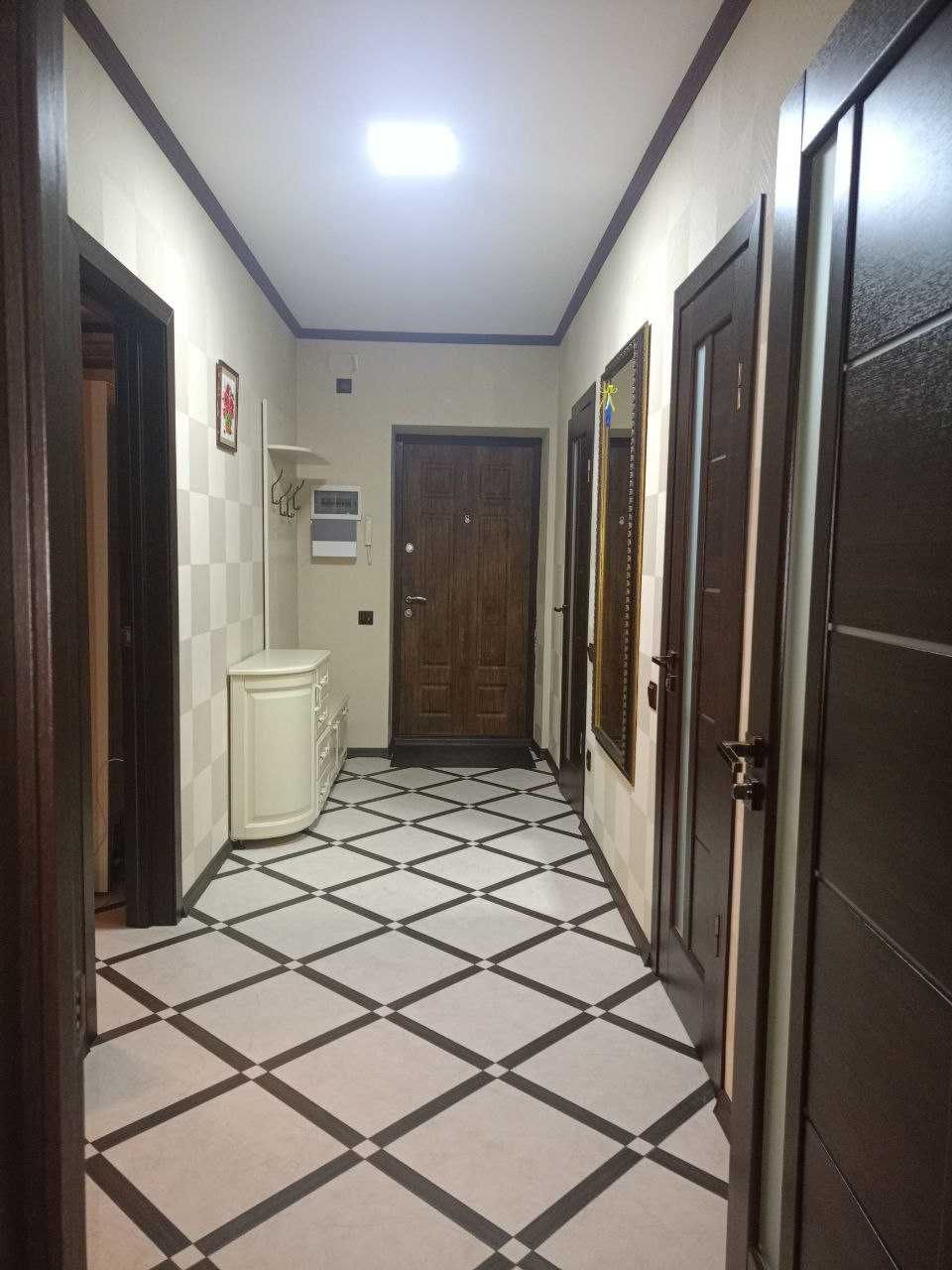 2 км кв.+ гараж, центр.