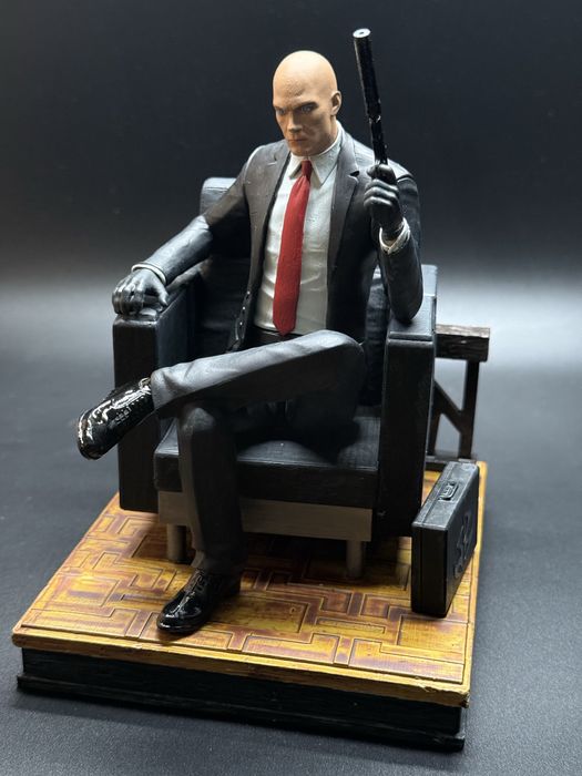 Figurka Agent 47 Hitman