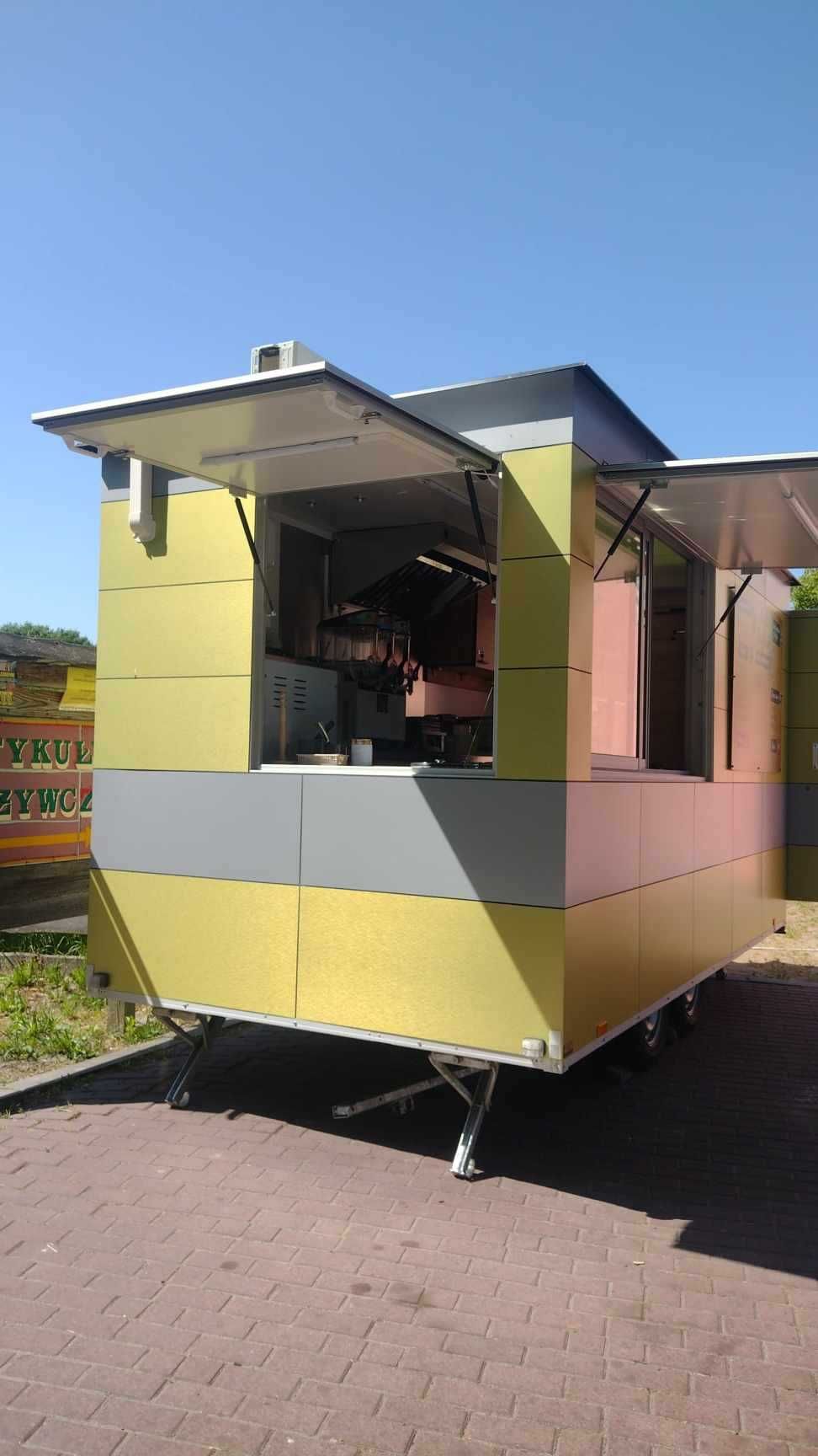 Przyczepa gastronomiczna wykonana w 2023roku  4,3x2,2x2,3
