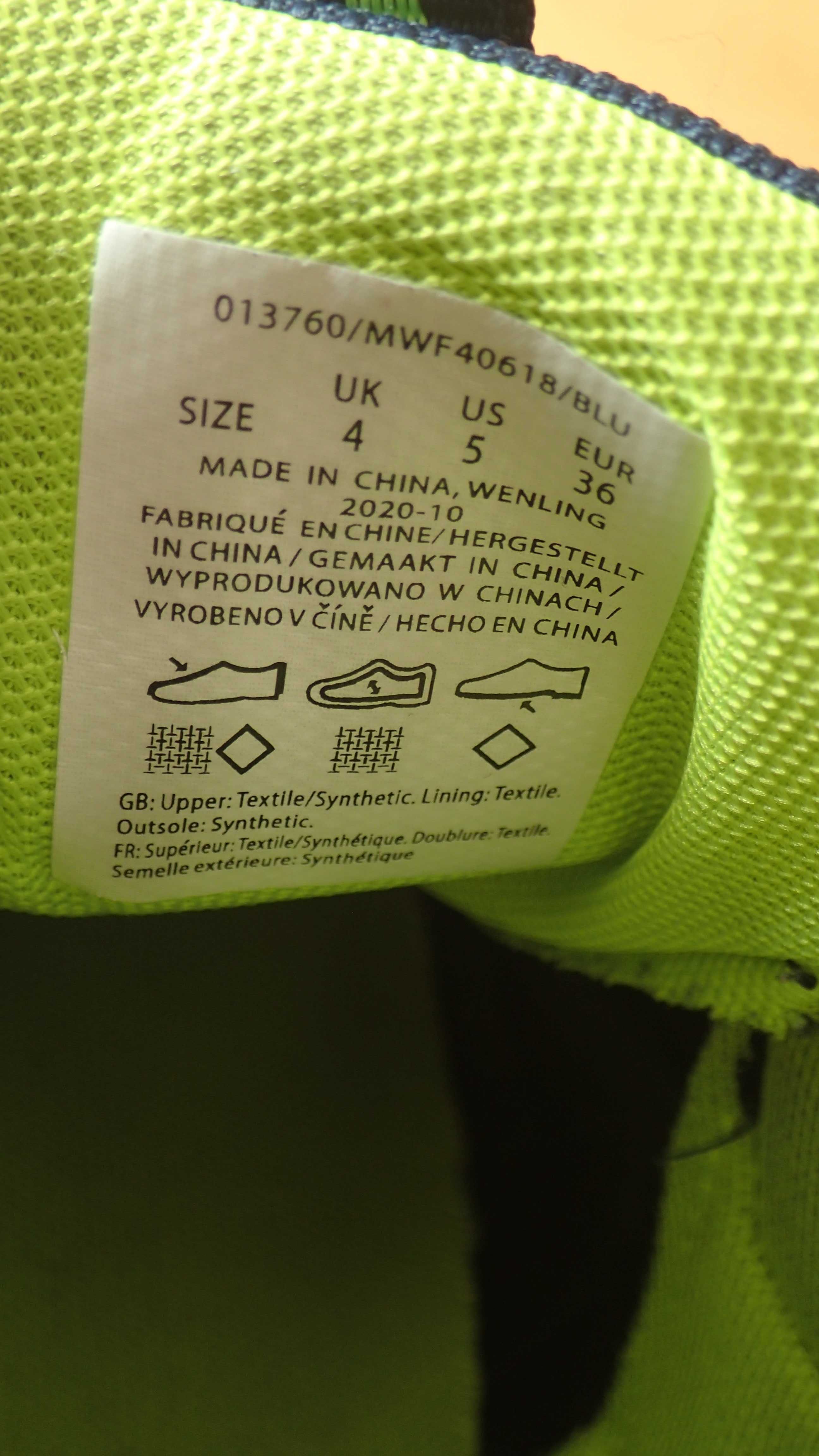 Buty chłopięce granatowe na rzepy rozm. 36