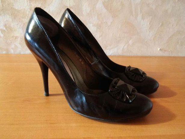 Продам женские туфли, размер 38 полномерный, каблук 10см