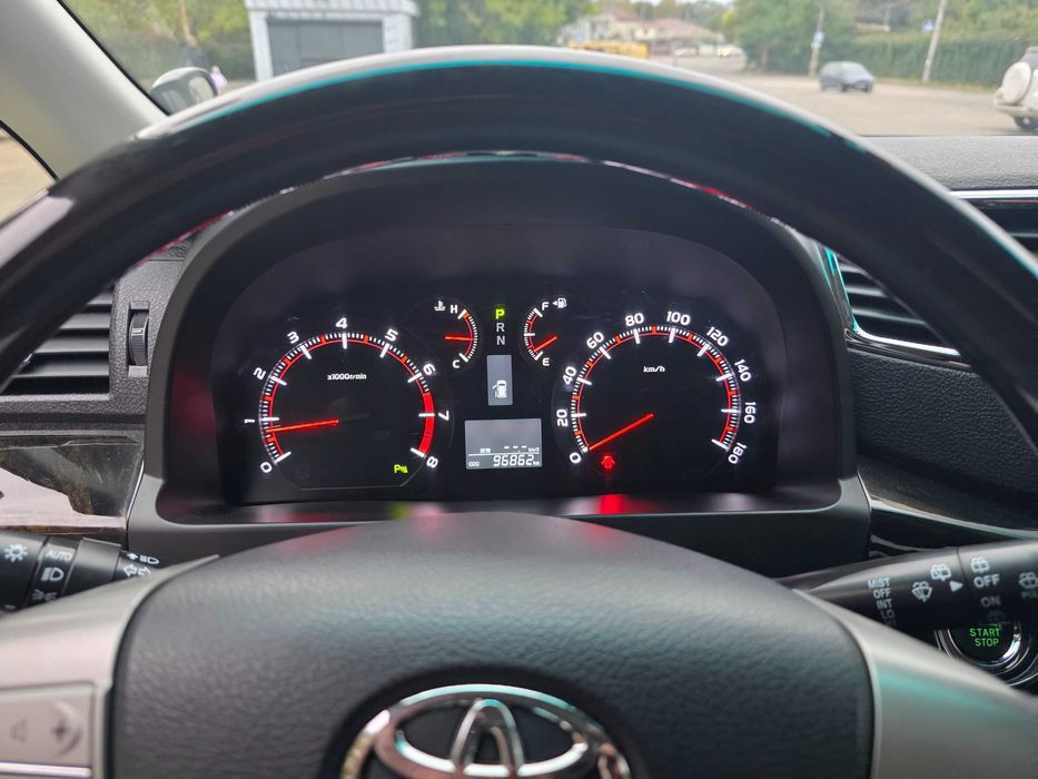 Toyota Vellfire 2013 2.4 автомат