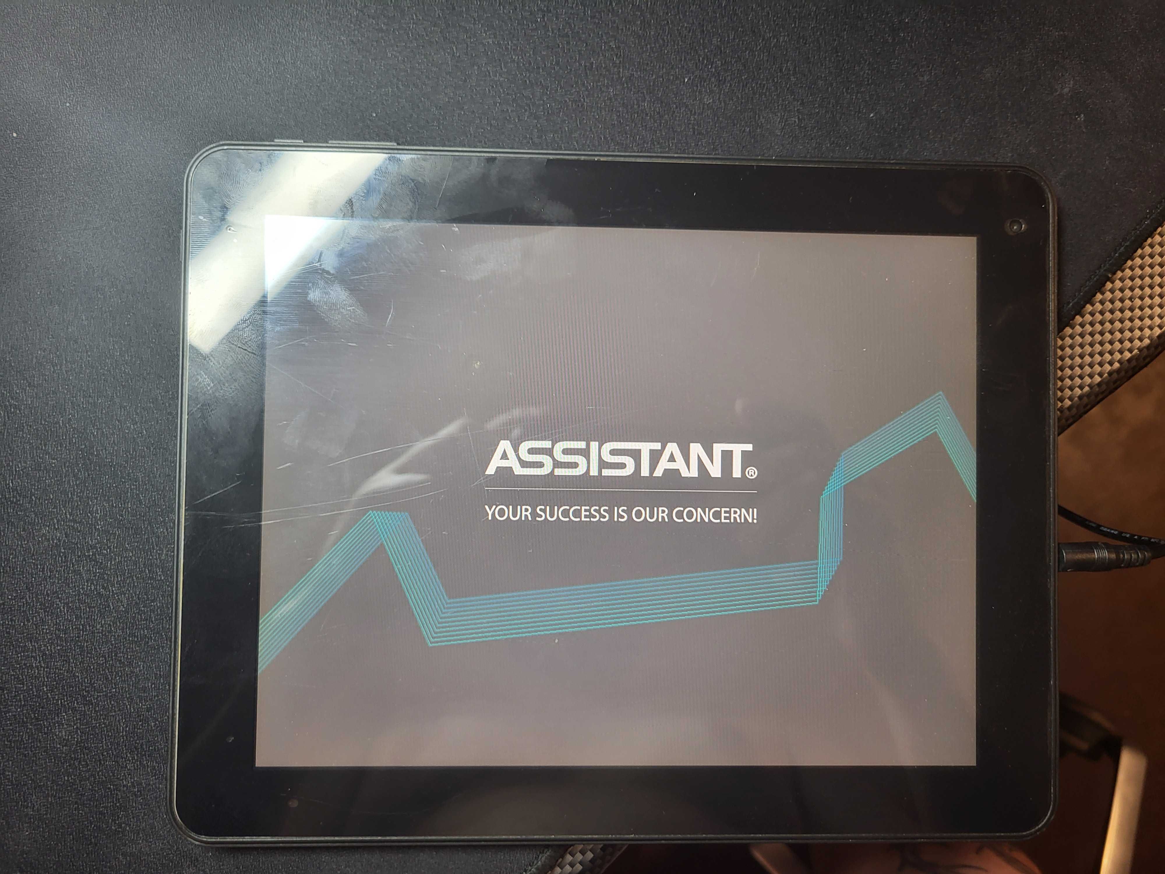 Планшет Assistant AP-102