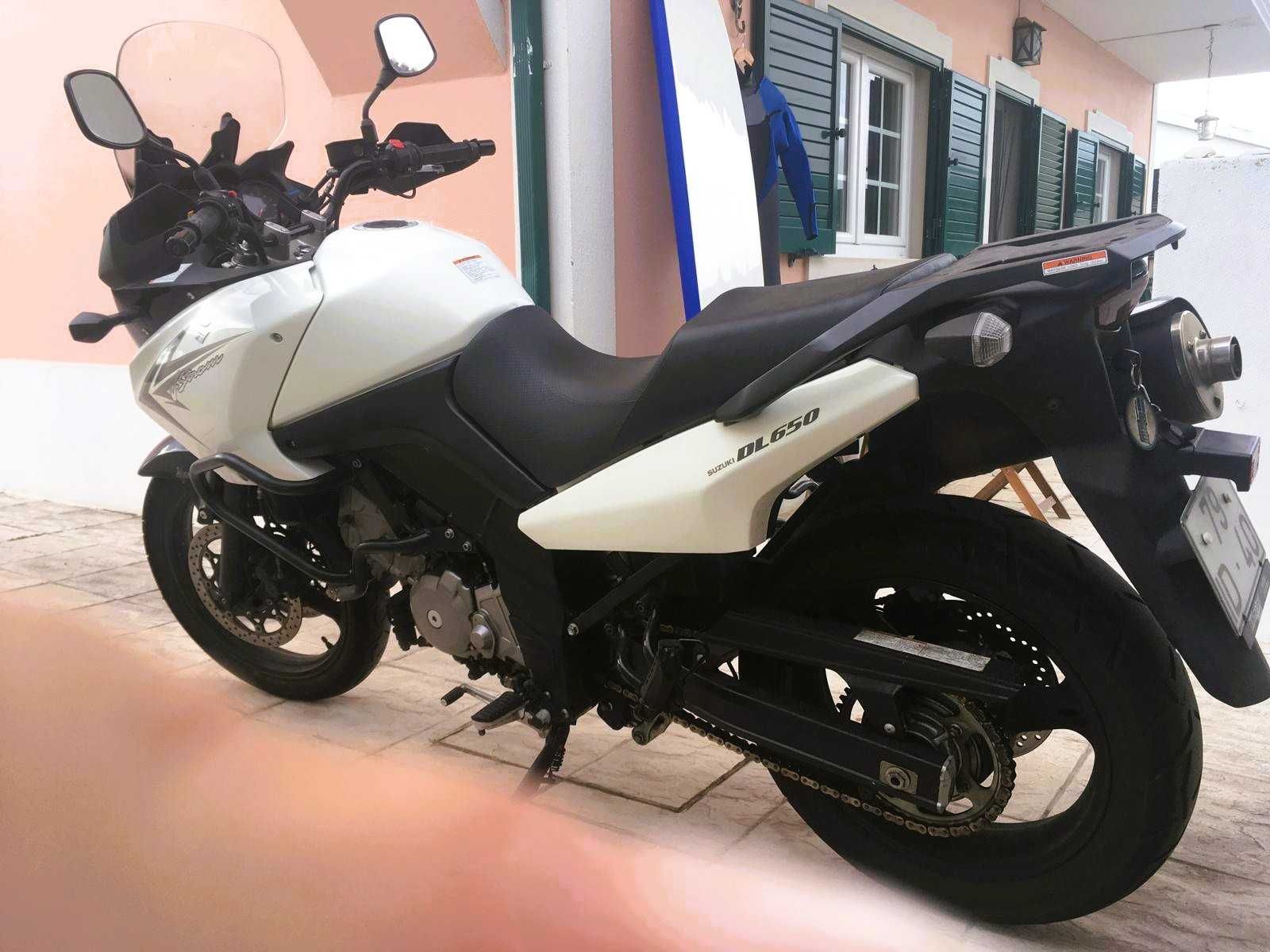 **Suzuki V-Strom DL 650–2009 | 80.000 km**