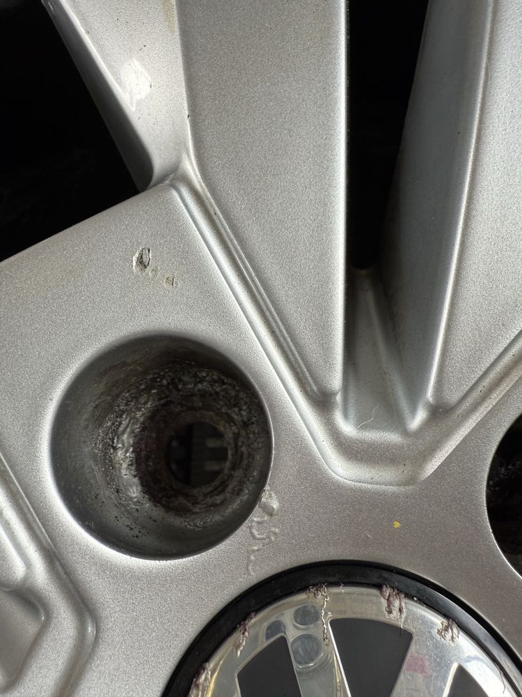 Felgi aluminiowe VW OE ET 49 8jx17” 5x120 Amarok