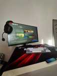 Sprzedam komputer gamingowy RTX 4060 Ryzen 5 z monitorem 144 hz