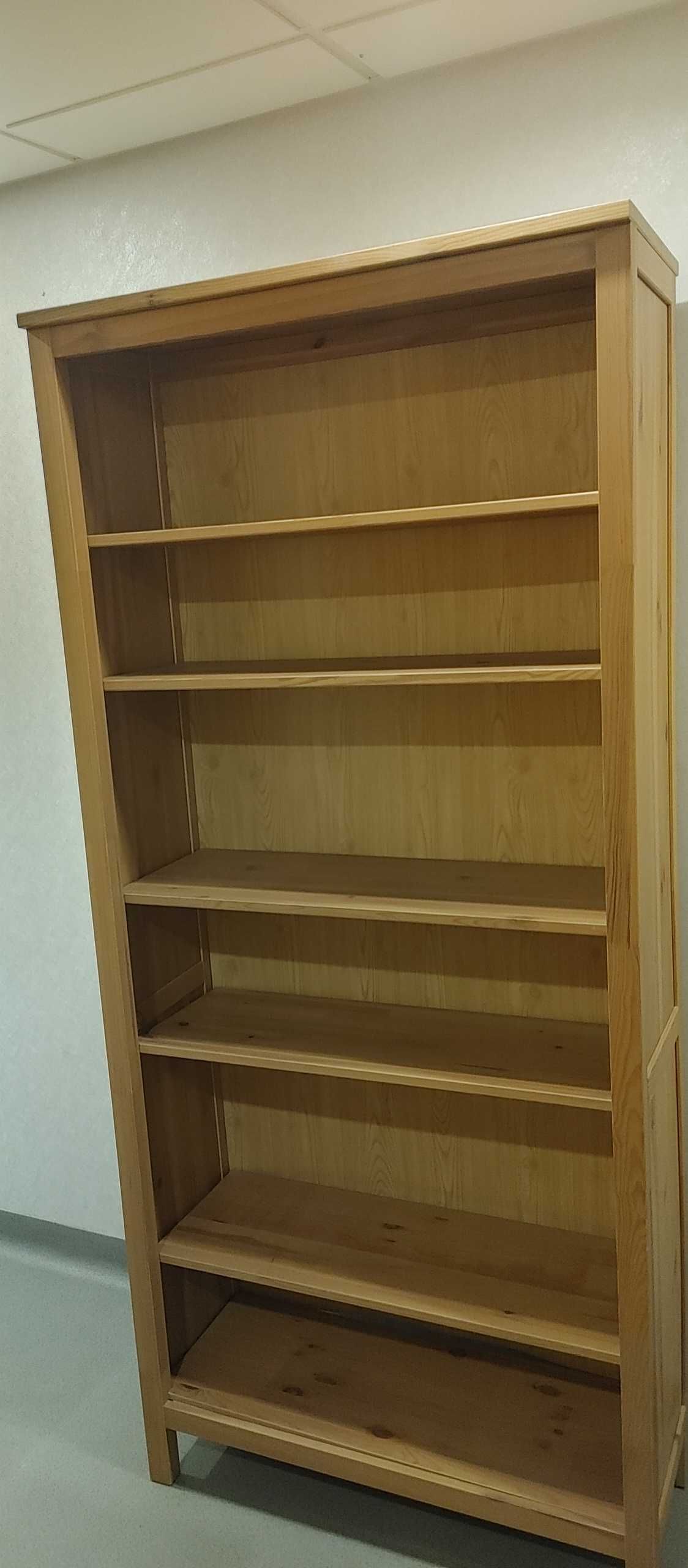 Kredens IKEA HEMNES-naturalne drewno-kredens Ikea Markor-szklo/drewno